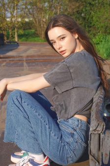李妍喜